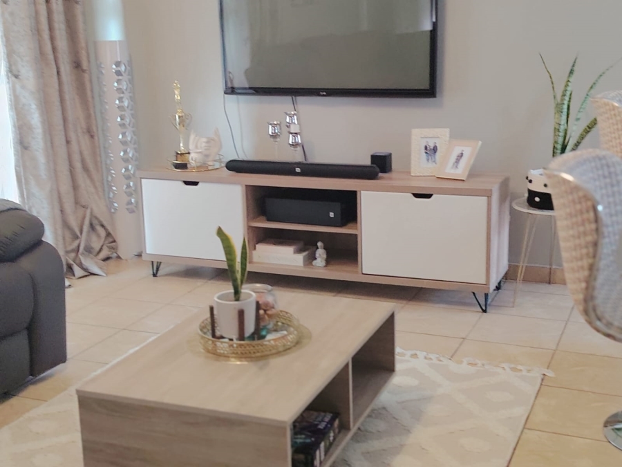 3 Bedroom Property for Sale in Waterkloof North West
